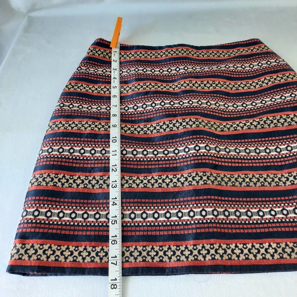 5 For $20.00 Sale Ann Taylor LOFT Aztec Print Knit Mini Pencil Skirt - Picture 5 of 8